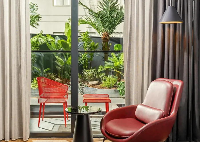 Radisson Red Izmir Point Bornova